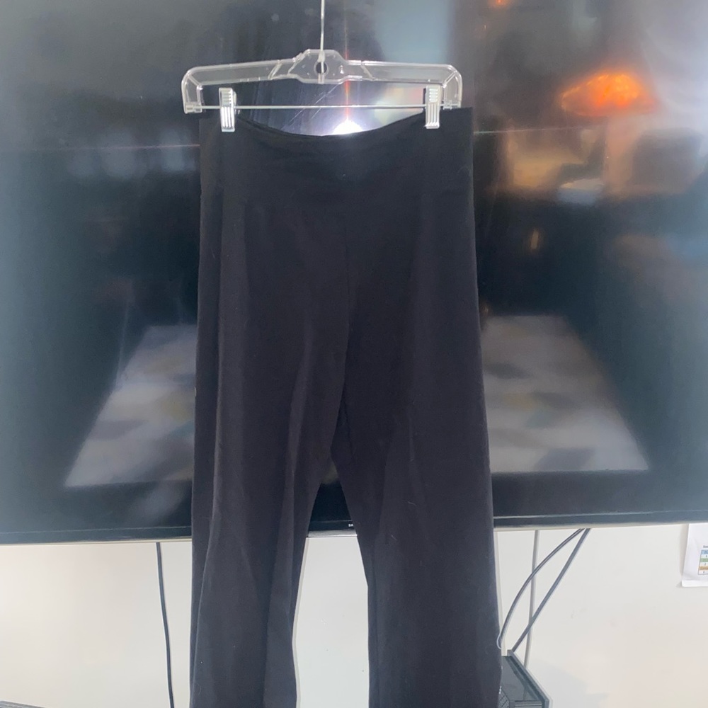 Woman’s larger Beautiful Disaster yoga pants